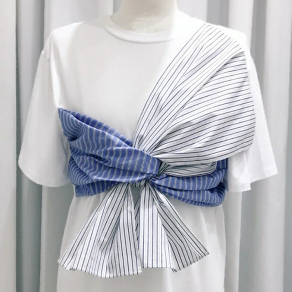 Blouse - Picture 2 of 3